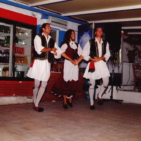 La Grotta Hotell 2*