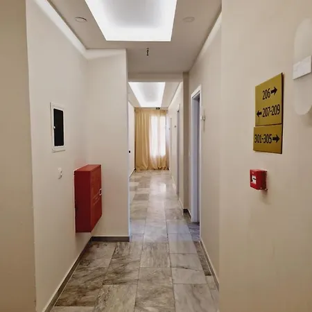 فندق La Grotta 2*